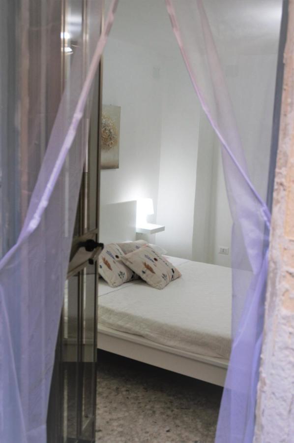 Appartement Enry'S House à Bari Extérieur photo